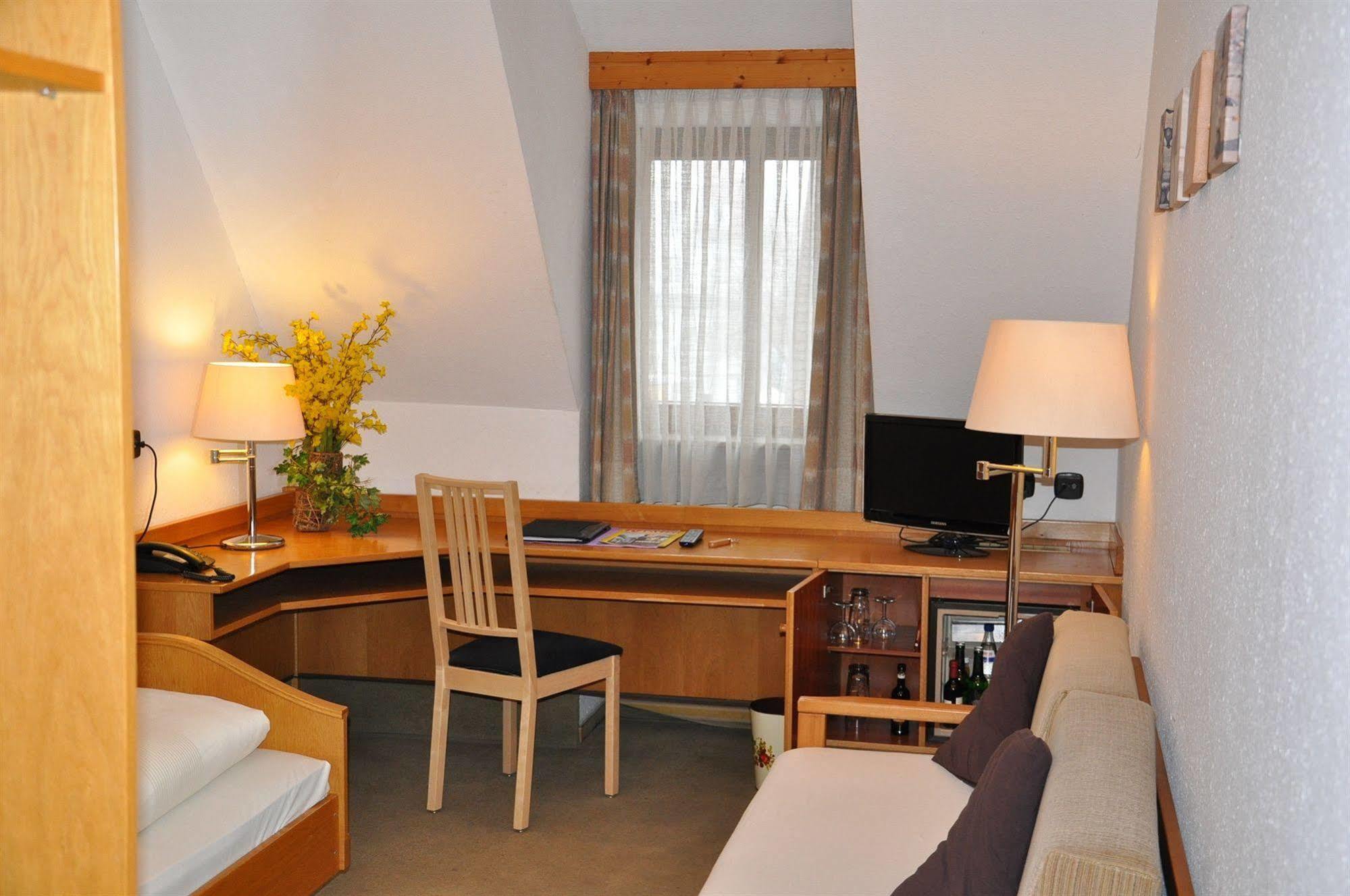 Hotel und Restaurant Lamm Giengen an der Brenz Extérieur photo